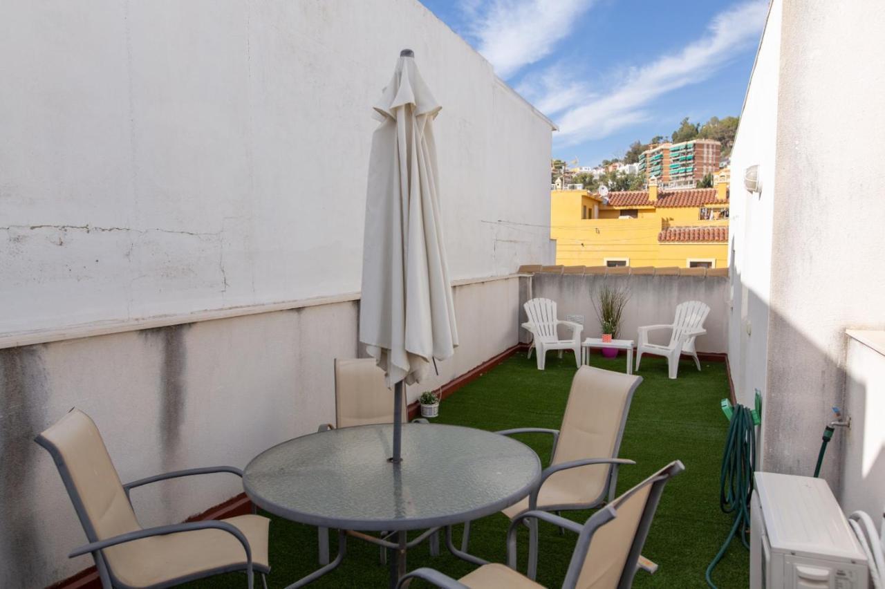 Apartamentos Chuita Playa Málaga Extérieur photo